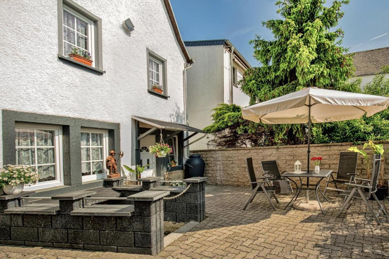 Ferienhaus Therese Kobern-Gondorf Bagian luar foto